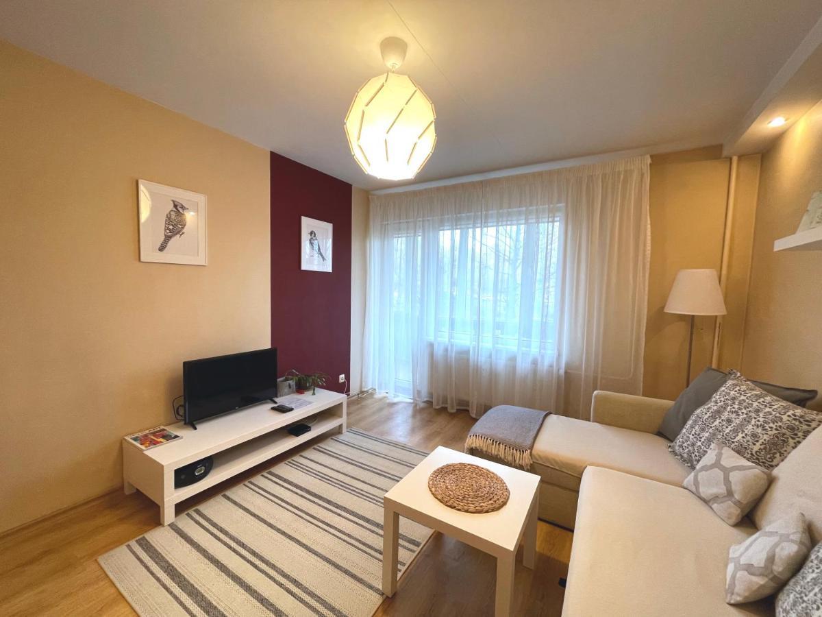 Cozy Home Apartment Lielvardes, Free Parking, Self Check-In Riga Ngoại thất bức ảnh